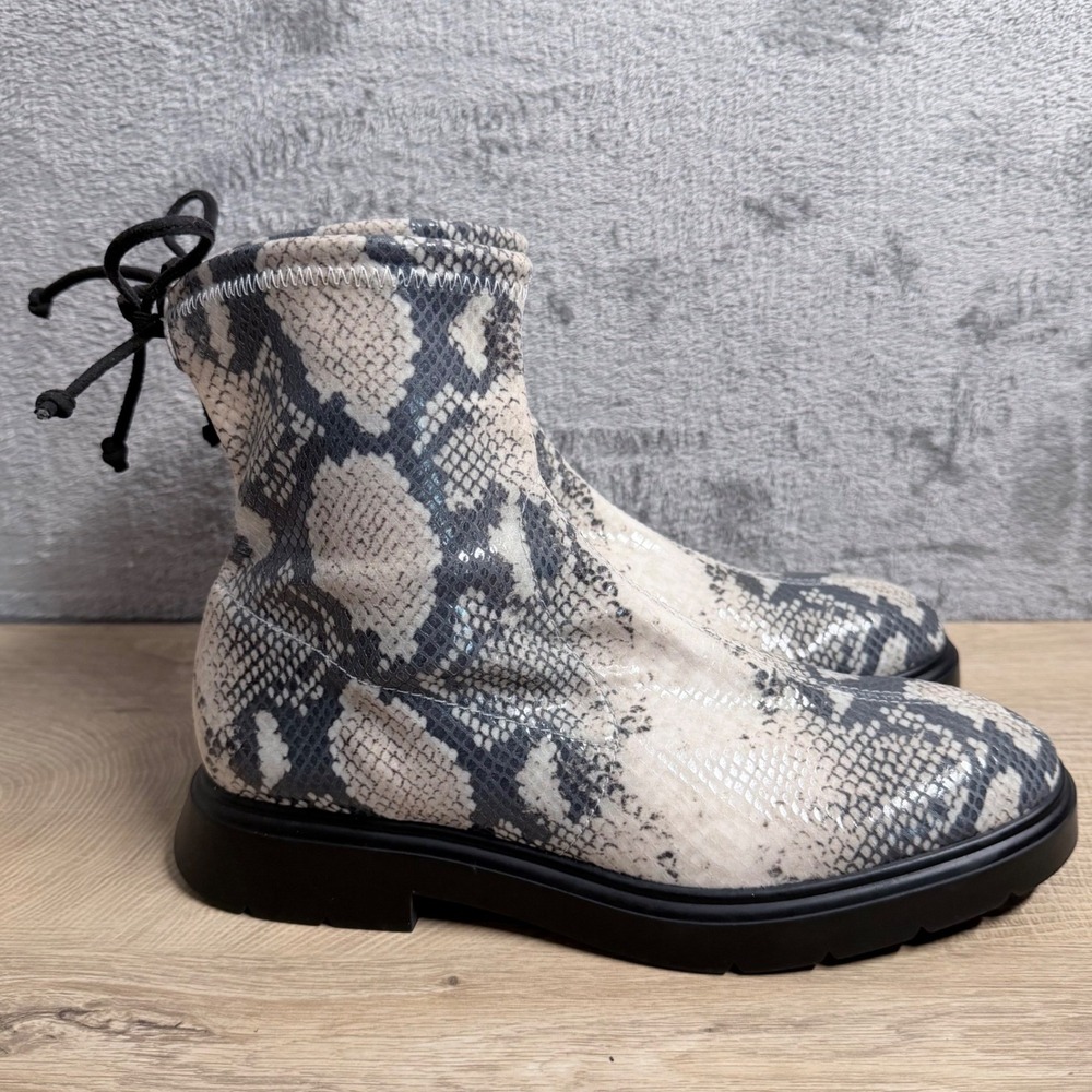 Stuart Weitzman Benita Flat Boot Women 7.5 Grey Snakeskin Lug Sole Back Tie Edgy
